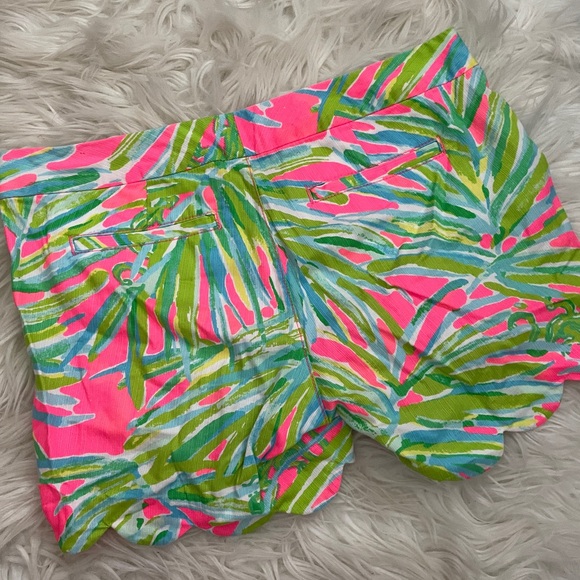 Lilly Pulitzer shorts - Picture 4 of 4